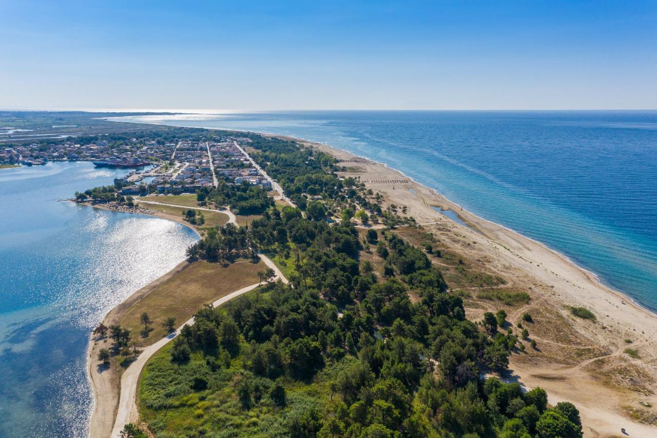 Bisaltae Seaside Suites Keramoti  Bagian luar foto